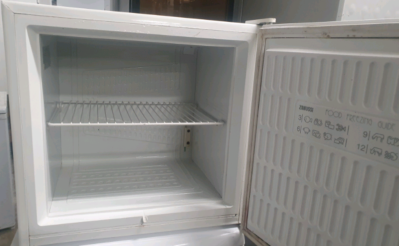 zanussi table top freezer